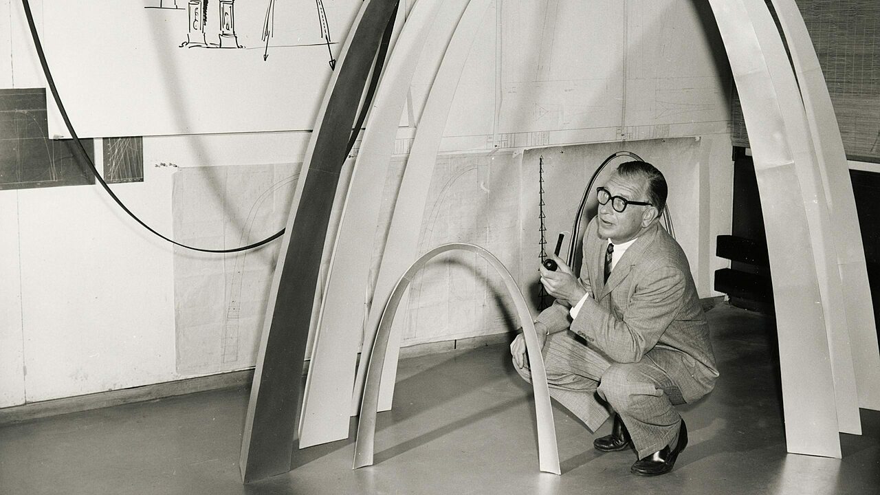 Eero Saarinen 0000u56t scaled