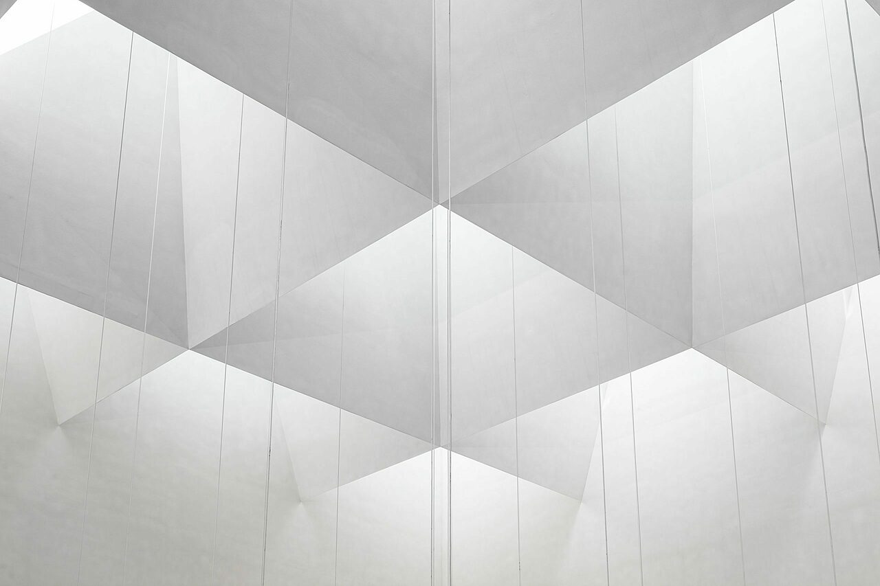 AOR Jatkasaari School ceiling image by Kuvatoimisto Kuvio scaled