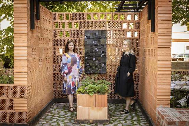 1 Alusta Pavilion architects Elina Koivisto and Maiju Suomi photo Anni Koponen