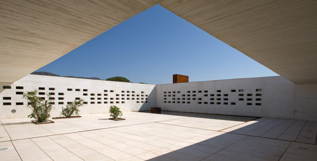 Madinat al Zahra Museum, Cordoba, Spain. Nieto Sobejano Arquitectos, 2008. Photo: Fernando Alda.