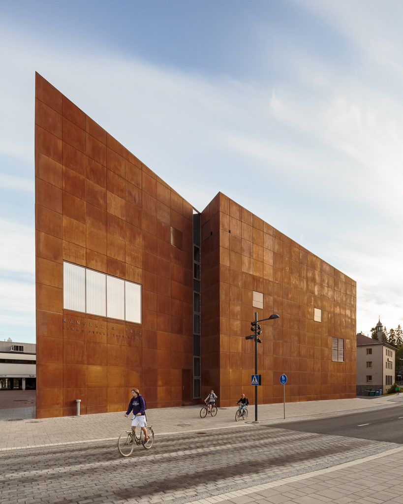 Kangasala Arts Centre in Kangasala, Finland designed by Heikkinen-Komonen Architects. Photo by Tuomas Uusheimo.
