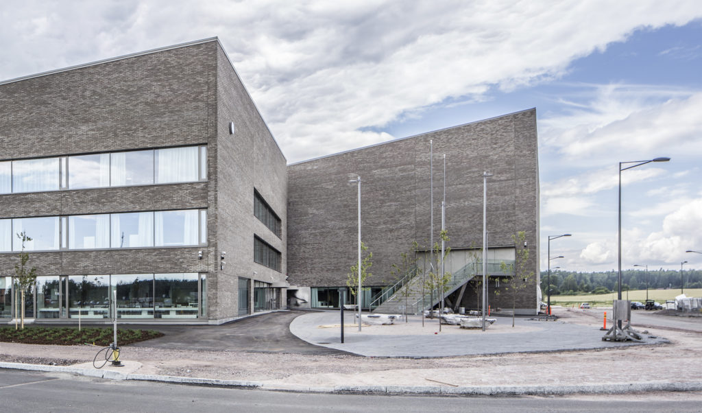 Opinmäki School Complex. Photo by Antti Canth ja Esa Ruskeepää Architects.
